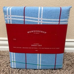 Wondershop Light Blue Plaid Flannel Sheet Set
